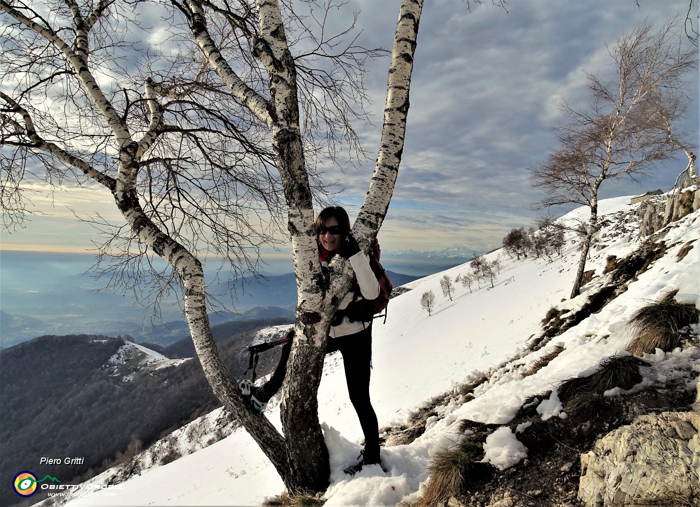 04 Sulle scenografiche panoramiche betulle del Linzone.JPG